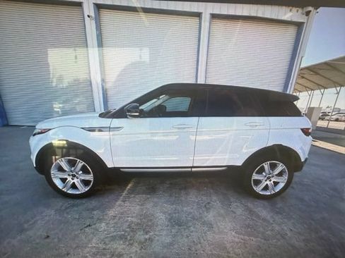 Used 2013 Land Rover Range Rover Evoque Pure Plus AWD/4WD image 3