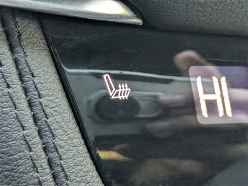 Certified 2025 Cadillac XT5 Premium Luxury image 29