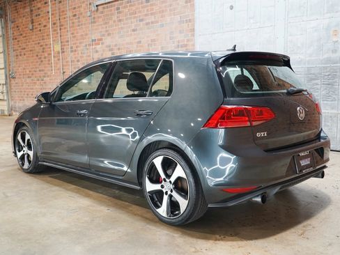 Used 2017 Volkswagen GTI S FWD image 9
