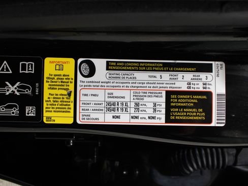 Used 2016 BMW 550i xDrive Sedan AWD/4WD image 38