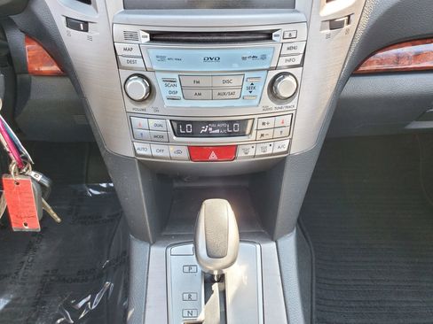 Used 2012 Subaru Legacy 3.6R Limited image 39