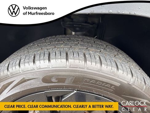Used 2023 Volkswagen Atlas SE w/ Black Wheel Package FWD image 9