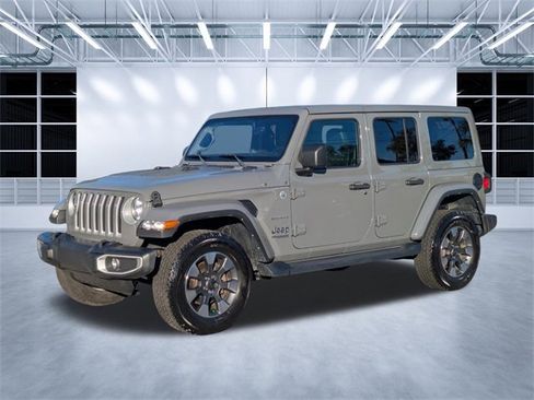 Used 2022 Jeep Wrangler Unlimited Sahara w/ Cold Weather Group image 8