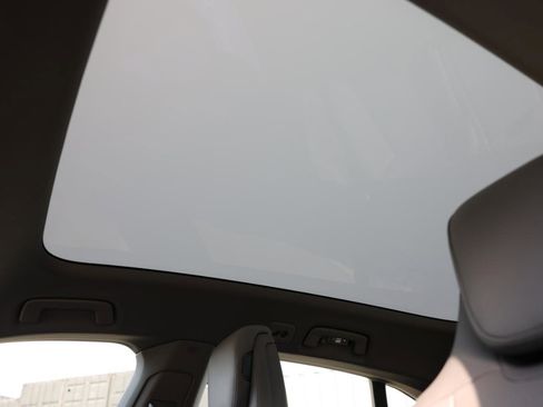 Used 2023 Porsche Taycan 4S image 26