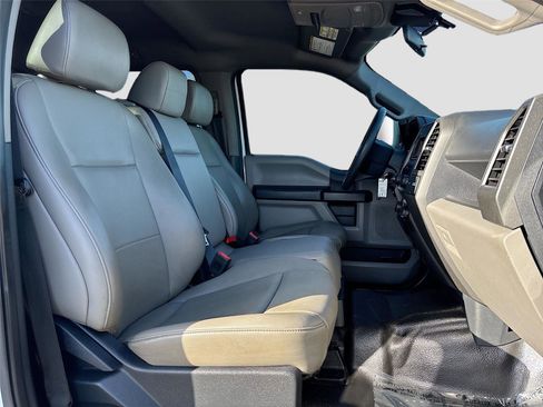 Used 2022 Ford F250 XL w/ Power Equipment Group image 25