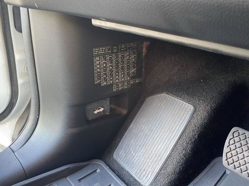 Used 2025 Honda Pilot Elite image 9