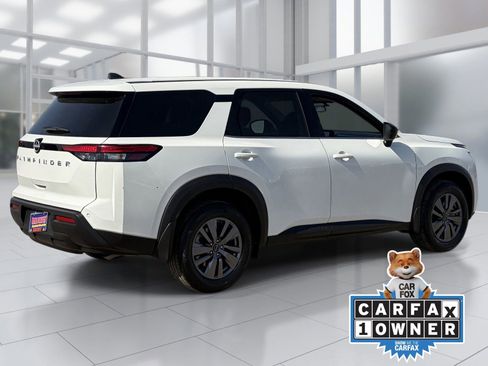 Certified 2024 Nissan Pathfinder S FWD image 6