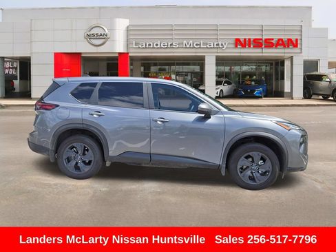 Used 2026 Nissan Rogue SV w/ Cold Weather Package FWD image 2