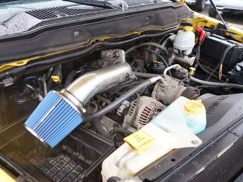 Used 2004 Dodge Ram 1500 Truck SLT w/ Sport Appearance Group image 9