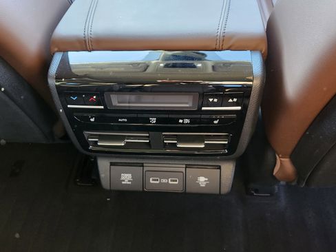 Used 2024 Acura MDX SH-AWD w/ Advance Package image 24