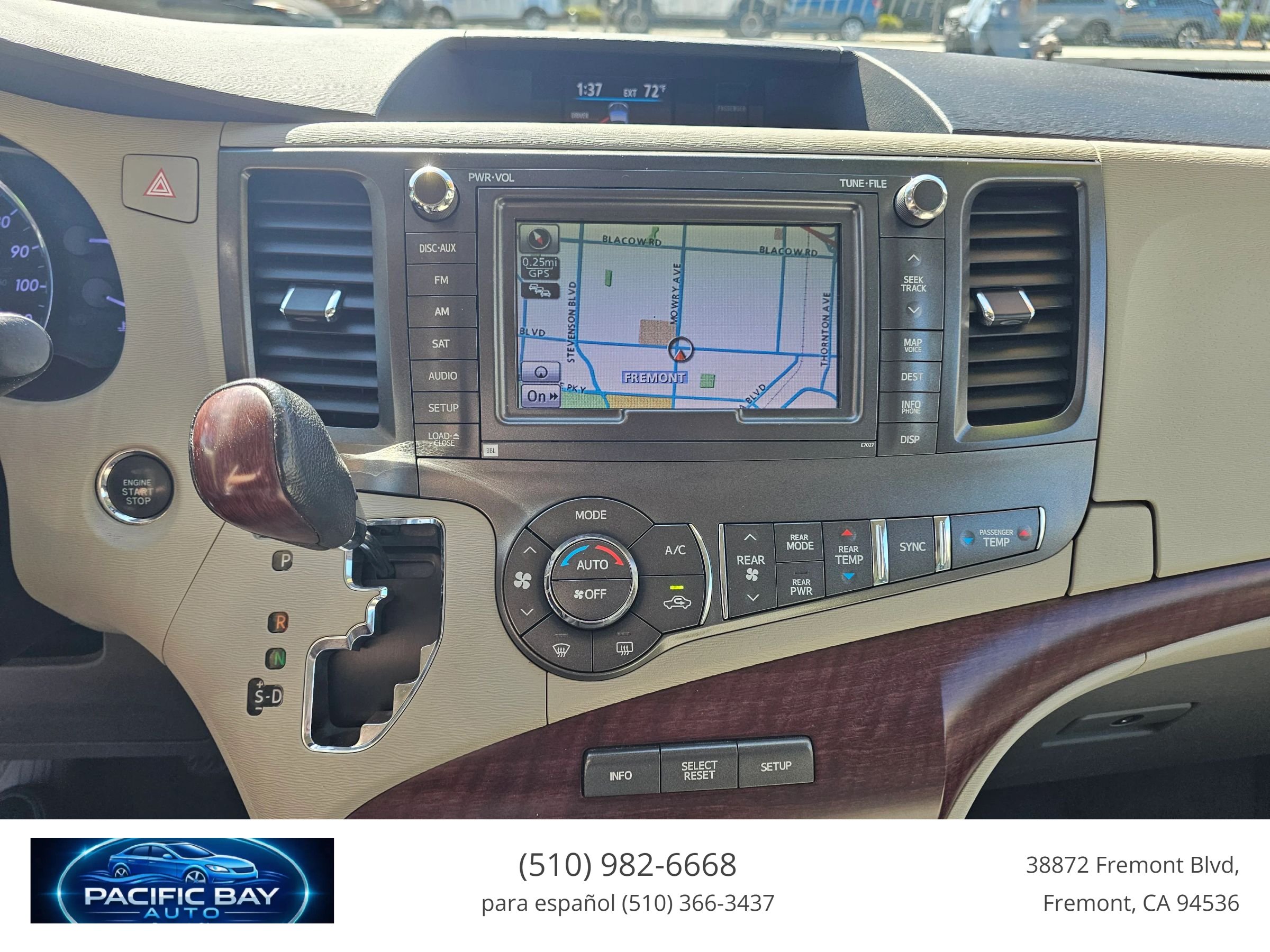 Used 2013 Toyota Sienna Limited w/ Premium Pkg FWD image 38