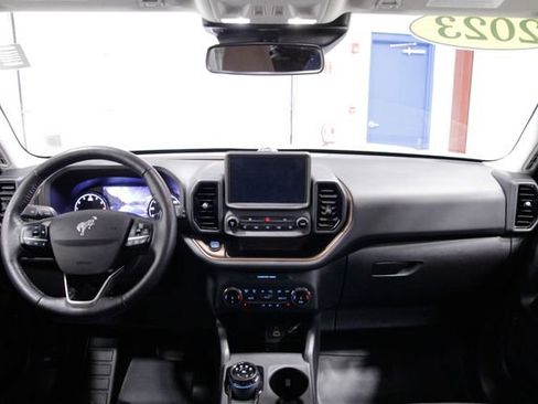 Used 2023 Ford Bronco Sport Badlands w/ Premium Package image 16