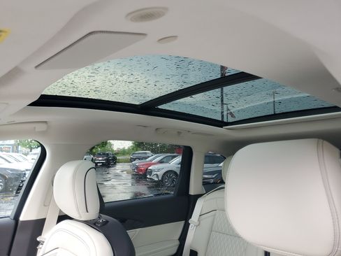 New 2026 Lincoln Nautilus Black Label AWD/4WD image 10