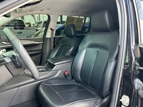 Used 2024 Jeep Grand Cherokee L Limited w/ Black Appearance Package RWD image 20