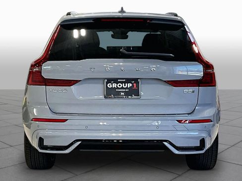 New 2026 Volvo XC60 B5 Ultra w/ Protection Package Premier AWD/4WD image 4