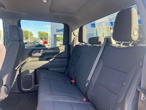 Used 2023 Chevrolet Silverado 1500 LT AWD/4WD image 21