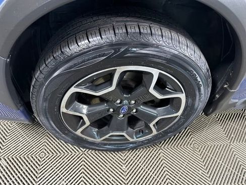 Used 2017 Subaru Crosstrek 2.0i Limited image 10