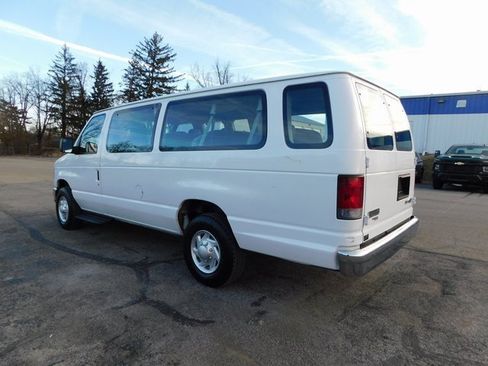 Used 2012 Ford E-350 and Econoline 350 XLT image 5