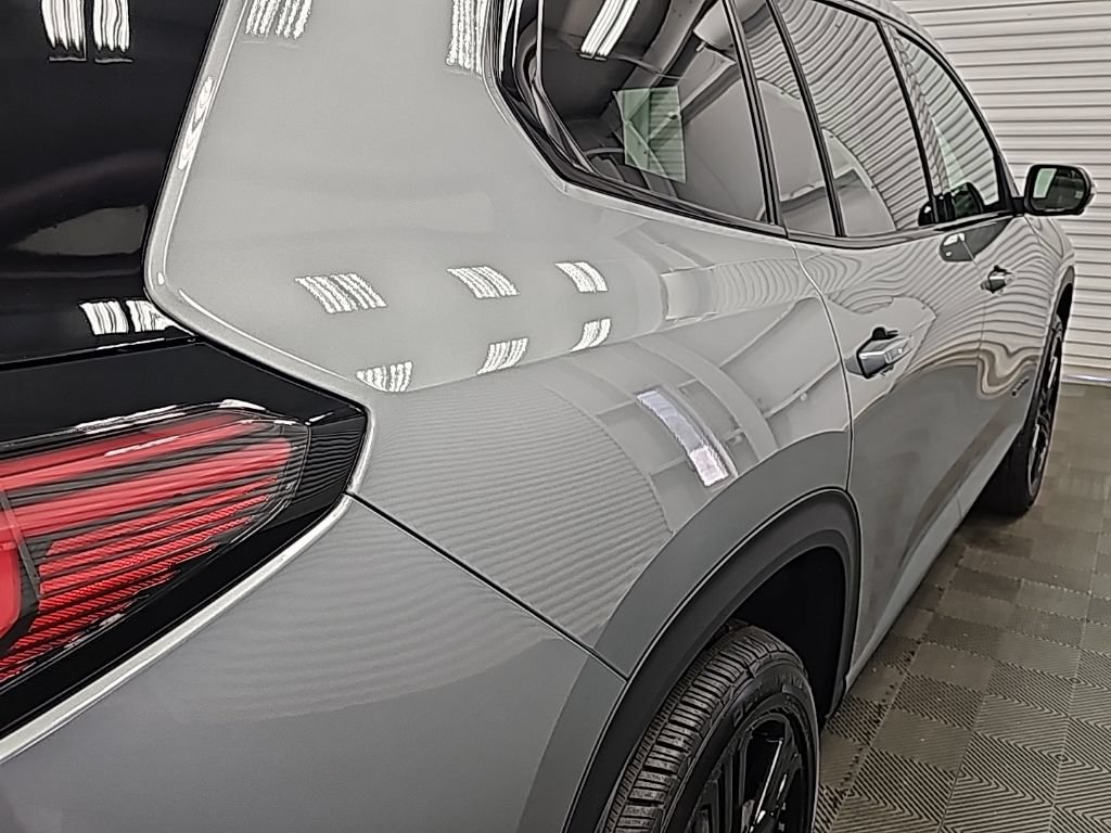 New 2026 GMC Acadia Elevation w/ Black Edition FWD image 9