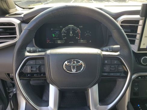 Used 2024 Toyota Tundra Platinum AWD/4WD image 11