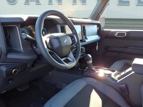 New 2025 Ford Bronco 4-Door w/ Sasquatch Package image 11
