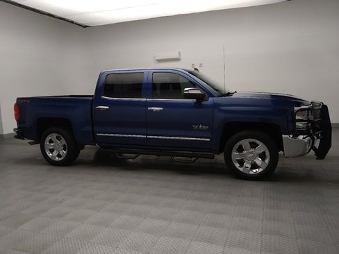 Used 2018 Chevrolet Silverado 1500 LTZ w/ Texas Edition image 11