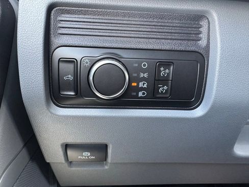 New 2025 Ford F250 XL image 30