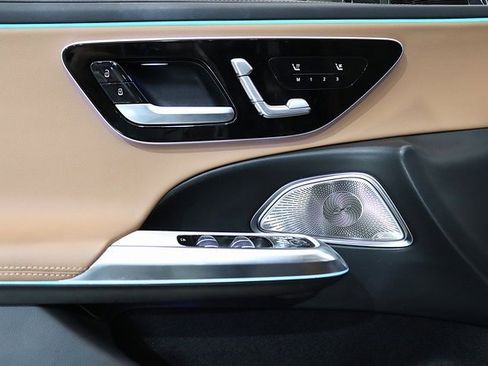 Used 2024 Mercedes-Benz E 350 4MATIC Sedan w/ Driver Assistance Package image 3