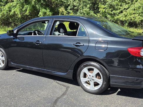Used 2013 Toyota Corolla S FWD image 8