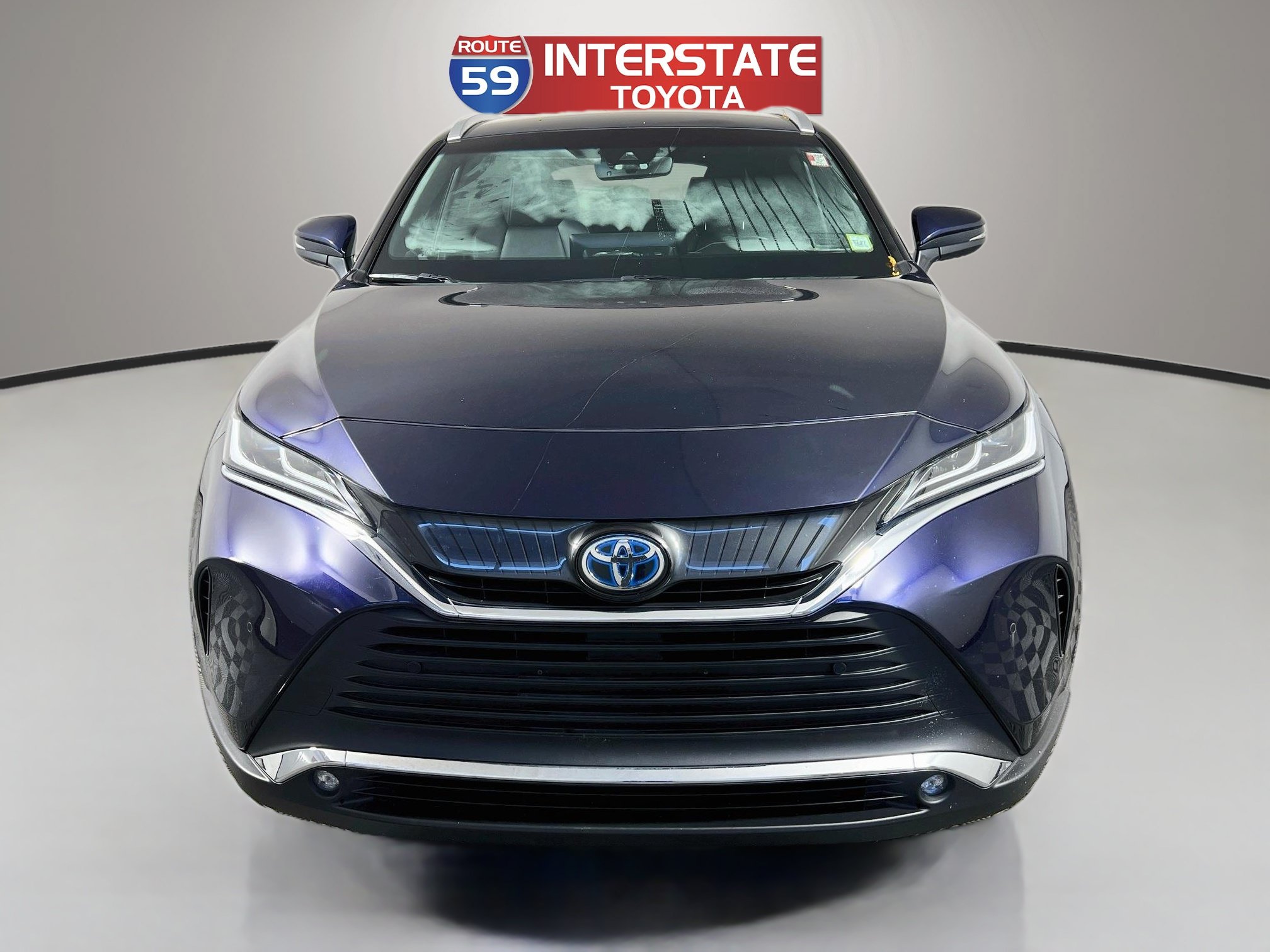 Certified 2023 Toyota Venza XLE AWD/4WD image 2