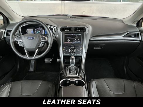 Used 2015 Ford Fusion Titanium image 4