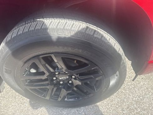 Used 2023 Chevrolet Silverado 1500 RST image 8