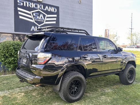 Used 2019 Toyota 4Runner TRD Pro AWD/4WD image 7