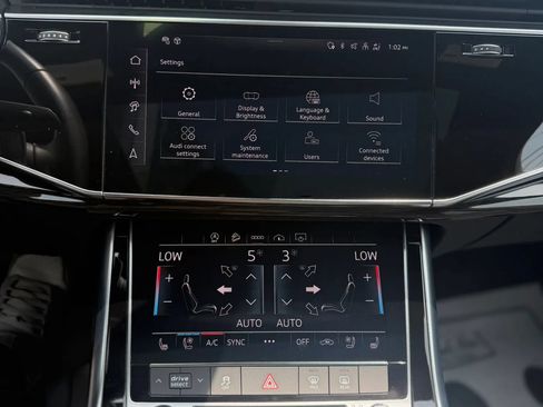 Used 2025 Audi Q7 2.0T Premium Plus w/ Premium Plus Package AWD/4WD image 15