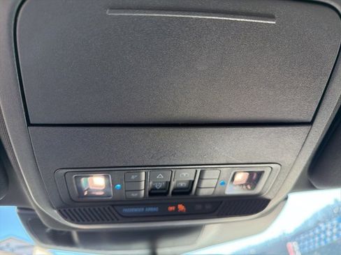 Used 2023 Ford Explorer ST-Line w/ Class IV Trailer Tow Package image 27