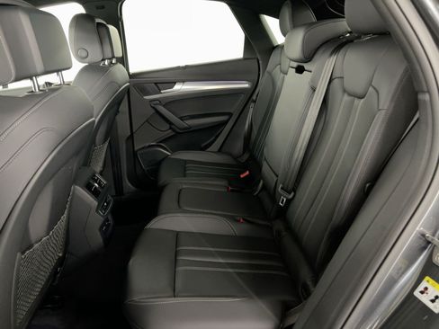 Used 2023 Audi Q5 2.0T Prestige w/ Prestige Package image 15