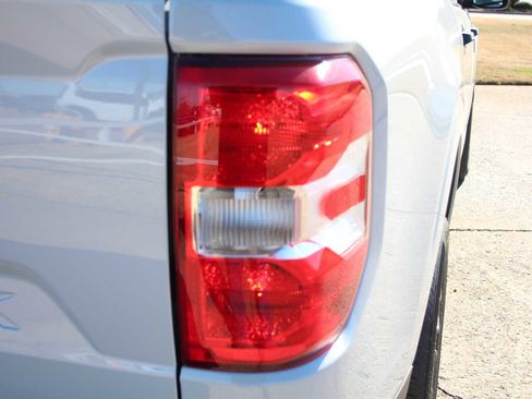 New 2025 Ford Maverick XLT image 10