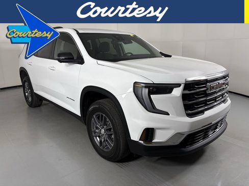 Used 2025 GMC Acadia Elevation image 1