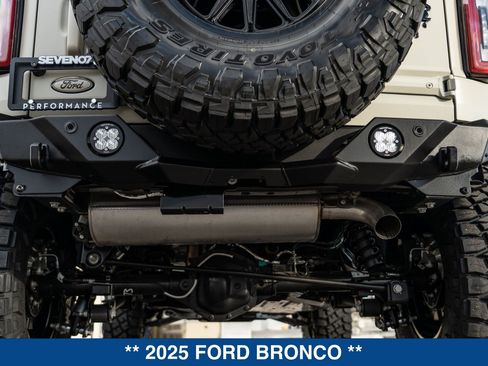 New 2025 Ford Bronco Badlands AWD/4WD image 36