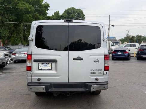 Used 2014 Nissan NV 3500 SL w/ Technology Package RWD image 7