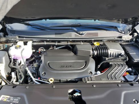 New 2026 Chrysler Pacifica Limited w/ S Appearance Package image 11