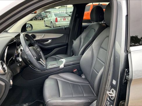 Used 2022 Mercedes-Benz GLC 300 GLC 300 image 18