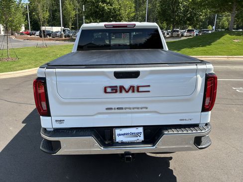 Used 2024 GMC Sierra 1500 SLT w/ SLT Premium Plus Package AWD/4WD image 9