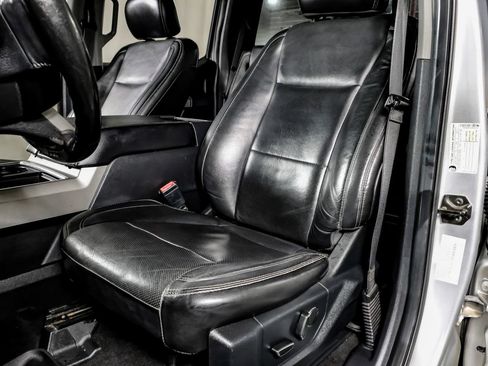 Used 2018 Ford F350 Lariat w/ Lariat Ultimate Package AWD/4WD image 30