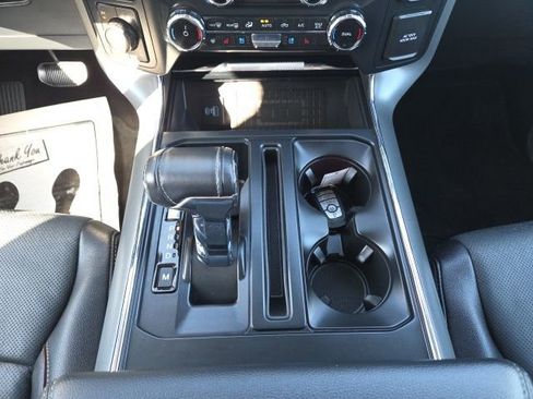 Used 2022 Ford F150 Lariat w/ Equipment Group 502A High image 31