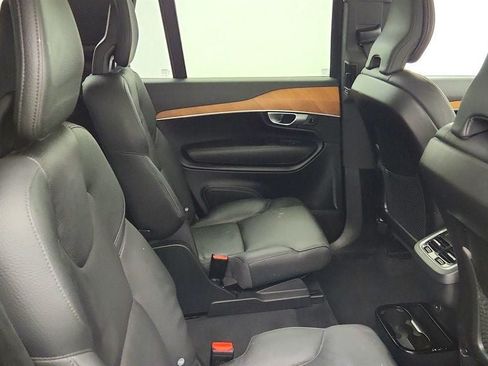 Used 2023 Volvo XC90 B6 Plus w/ Protection Package Premier AWD/4WD image 24