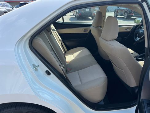Used 2015 Toyota Corolla LE FWD image 28