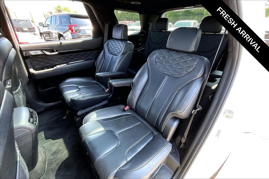 Used 2022 Hyundai Palisade Calligraphy w/ Cargo Package FWD image 7