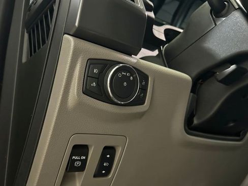 Used 2018 Ford F150 XLT w/ Equipment Group 302A Luxury RWD image 33