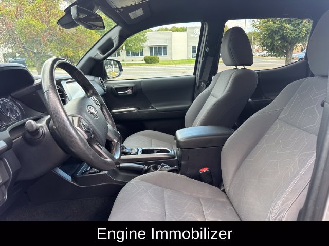 Used 2019 Toyota Tacoma TRD Sport w/ Technology Package AWD/4WD image 15